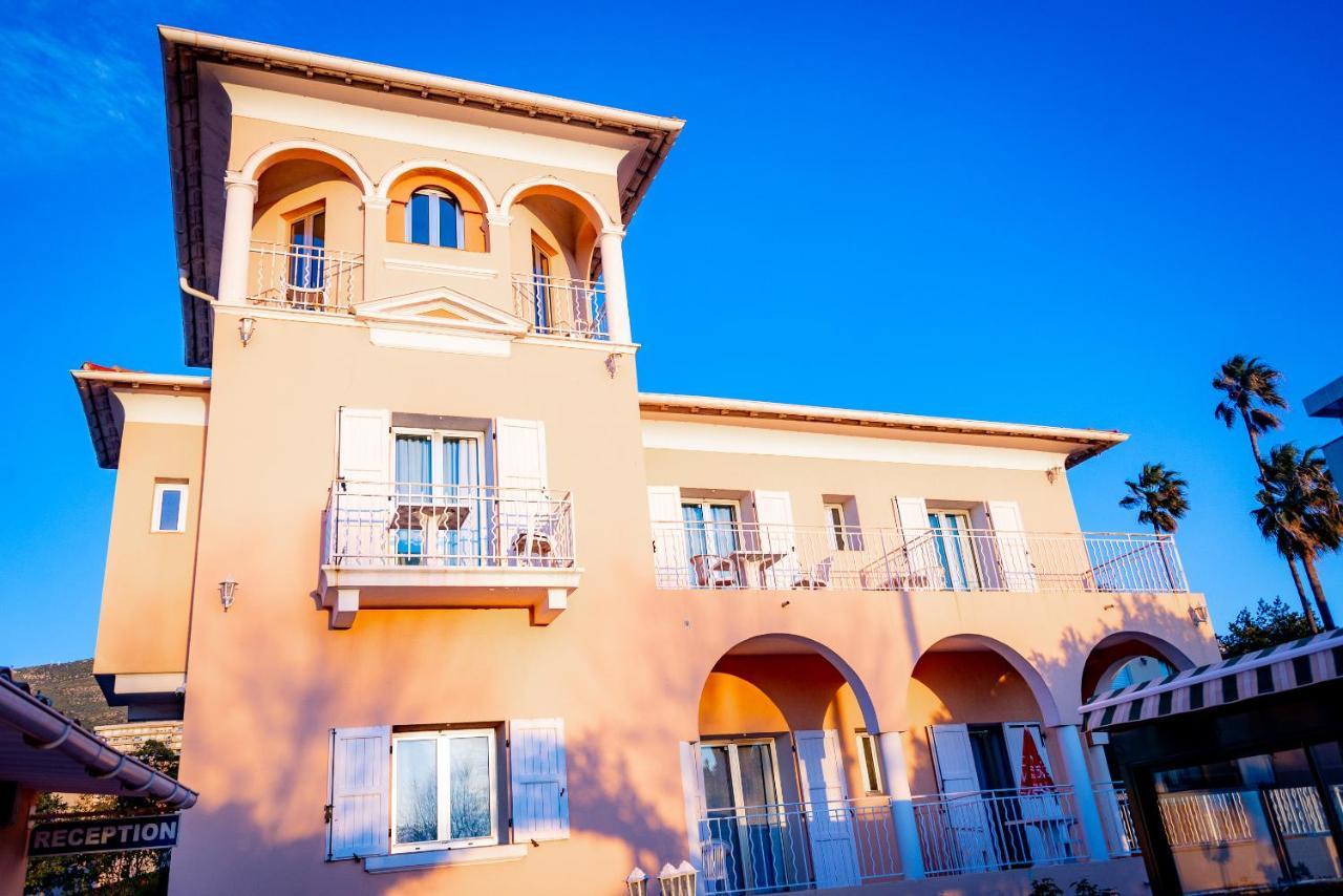 Hotel Et Appartements Reine D'Azur Рокебрюн — Кап-Мартен Экстерьер фото
